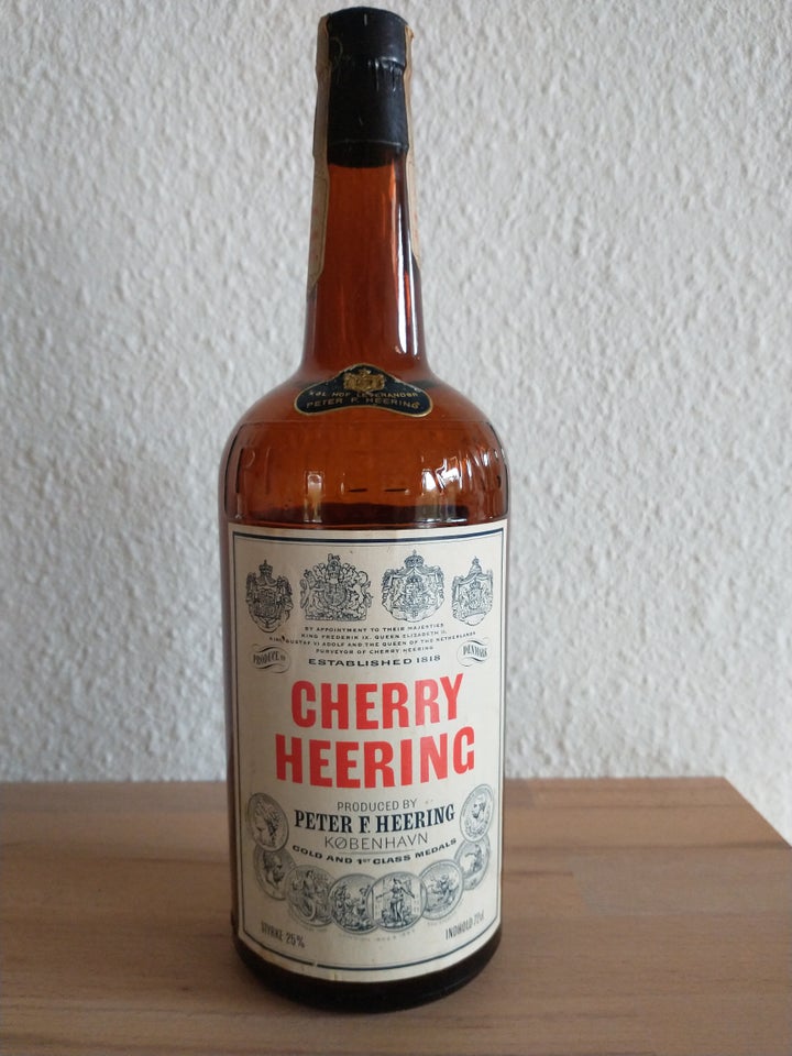 Flasker, Cherry Heering flaske