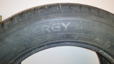 Sommerdæk, Michelin, 195 / 60 / R15, 7mm mønster, Har et enkelt dæk til salg. Ser ud som nyt
Giv et 