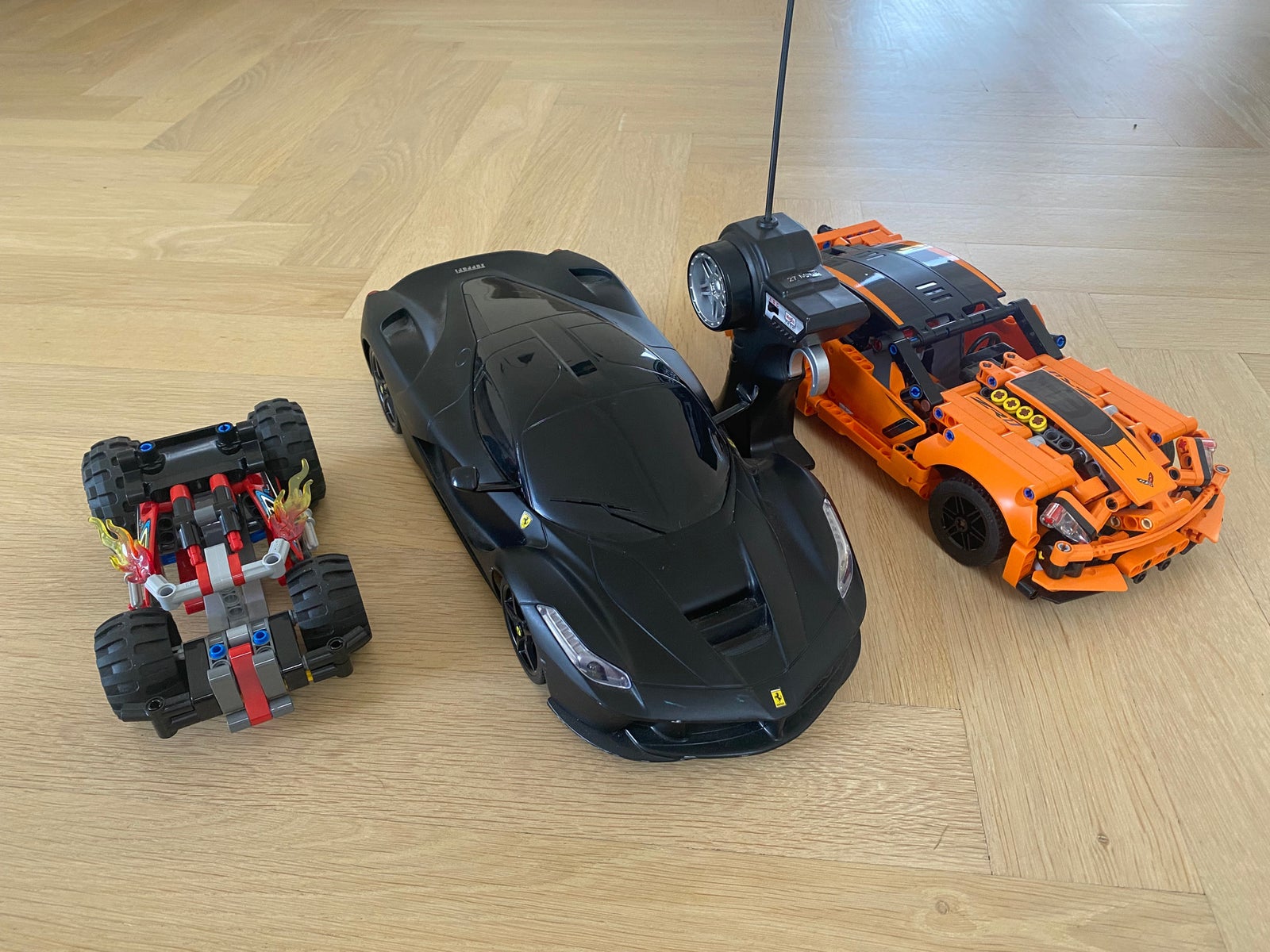 Lego biler og fjernbetjent Ferrari, fjernstyret, Lego og – dba.dk – Køb og Salg af Nyt og Brugt