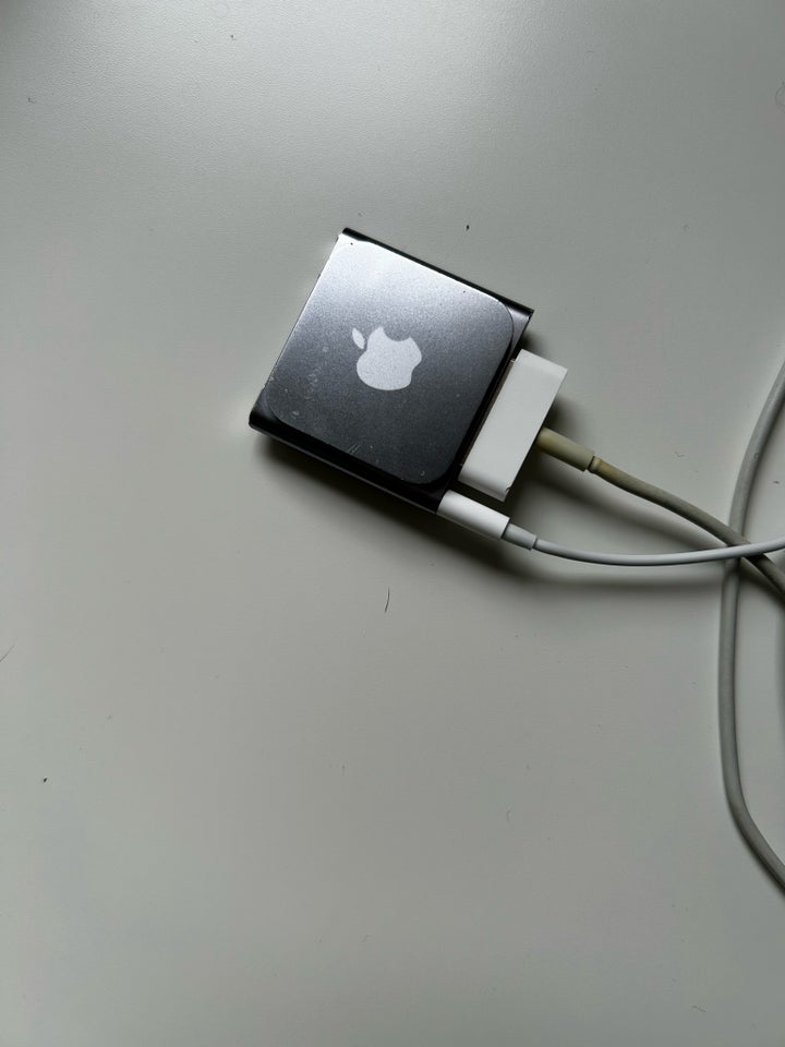 iPod, MC688 - ipod Nano 6. Generation , 8 GB