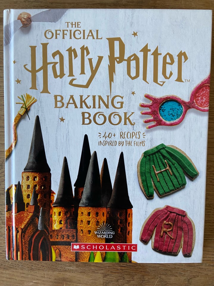 Harry Potter Baking Book, Wizarding World