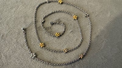 Halskæde, hvidguld, Ole Lynggaard, Så smuk hyldeblomst kæde på 45 cm med blomster- heraf de fem med 