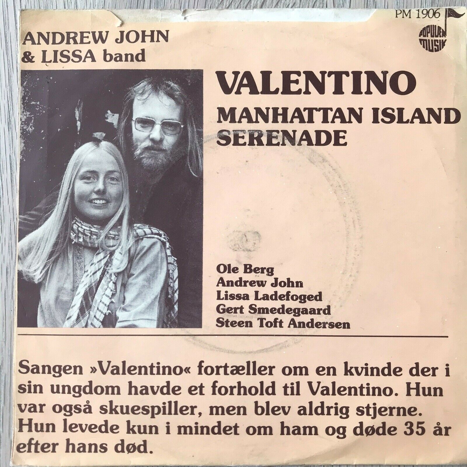 Single, Andrew John & Lissa, Valentino – dba.dk – Køb og Salg og Brugt