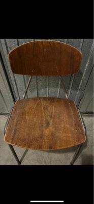 Spisebordsstol, Ukendt, 4 brugte skolestole sælges for 600 kr. for alle 4 stole. Stolene skal afhent