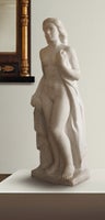 Skulptur, motiv: Stående kvinde