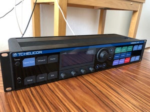 TC Helicon FX150 VoiceSolo aktiv PA-monitor - Köp online här