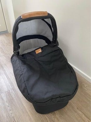 Lift, Emmaljunga Outdoor, Fra røg og dyrefrit hjem, madras medfølger. 