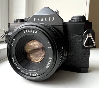 Exakta, EXAKTA HS-1 SLR kamera m 2 objektiver, God, EXAKTA HS-1 SLR kamerahus med:

EXAKTA 1:2 50 mm