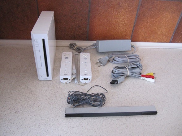 Nintendo Wii, Standard sæt med 2 controllere, Perfekt