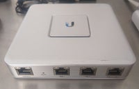 Router, Ubiquiti UniFi USG-3P, God