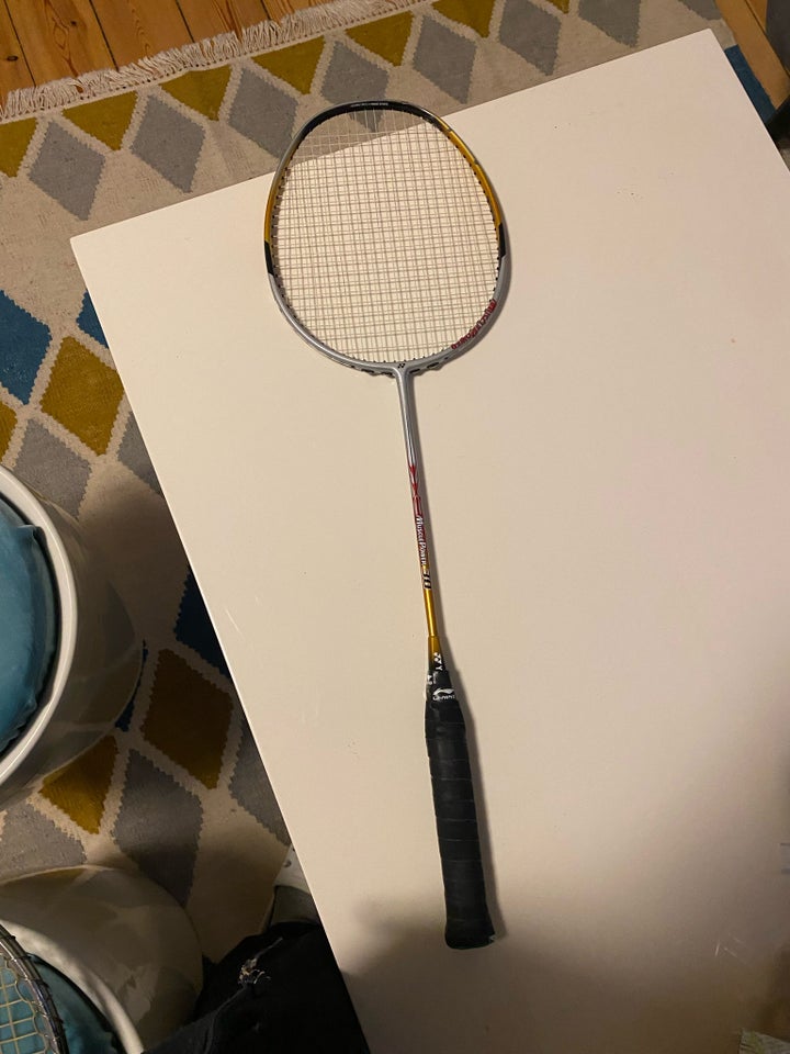 Badmintonketsjer, Yonex musclepower