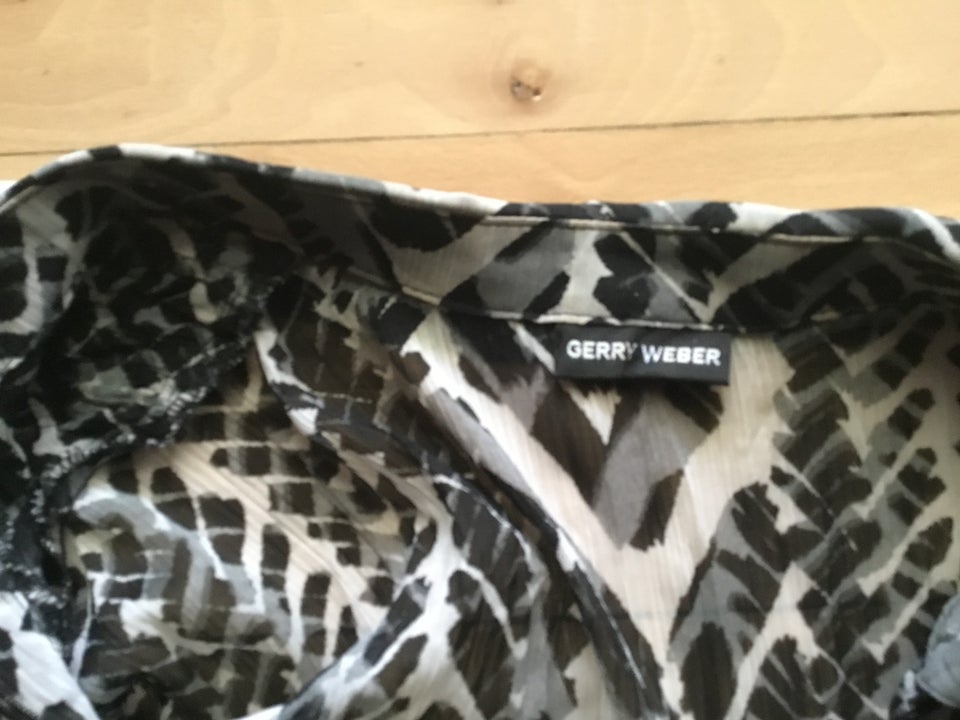 Sæt af nederdel og bluse, str. 36, Gerry Weber