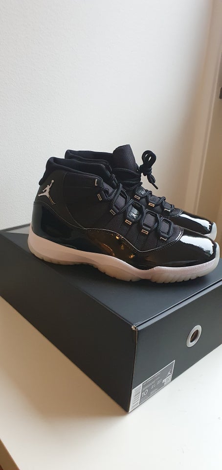 Sneakers, Air Jordan 11, str. 44