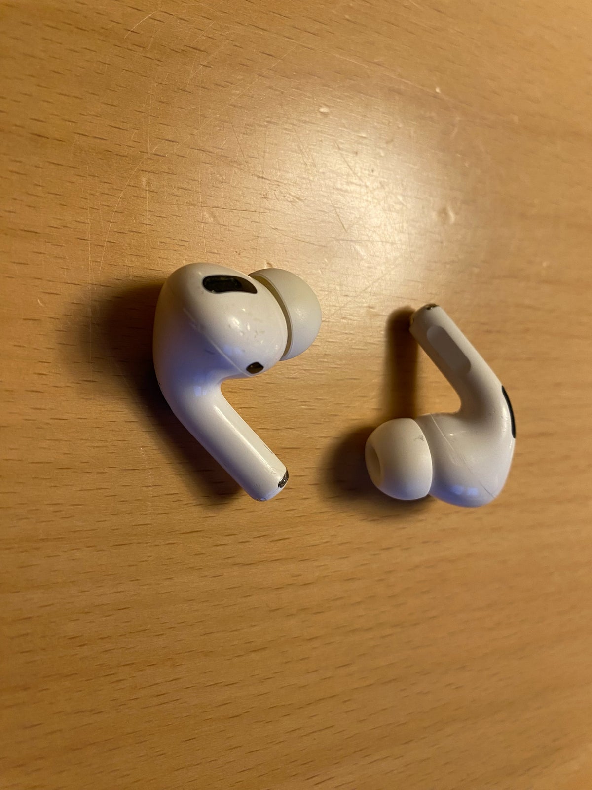in-ear hovedtelefoner, Apple, Airpods pro gen 1
