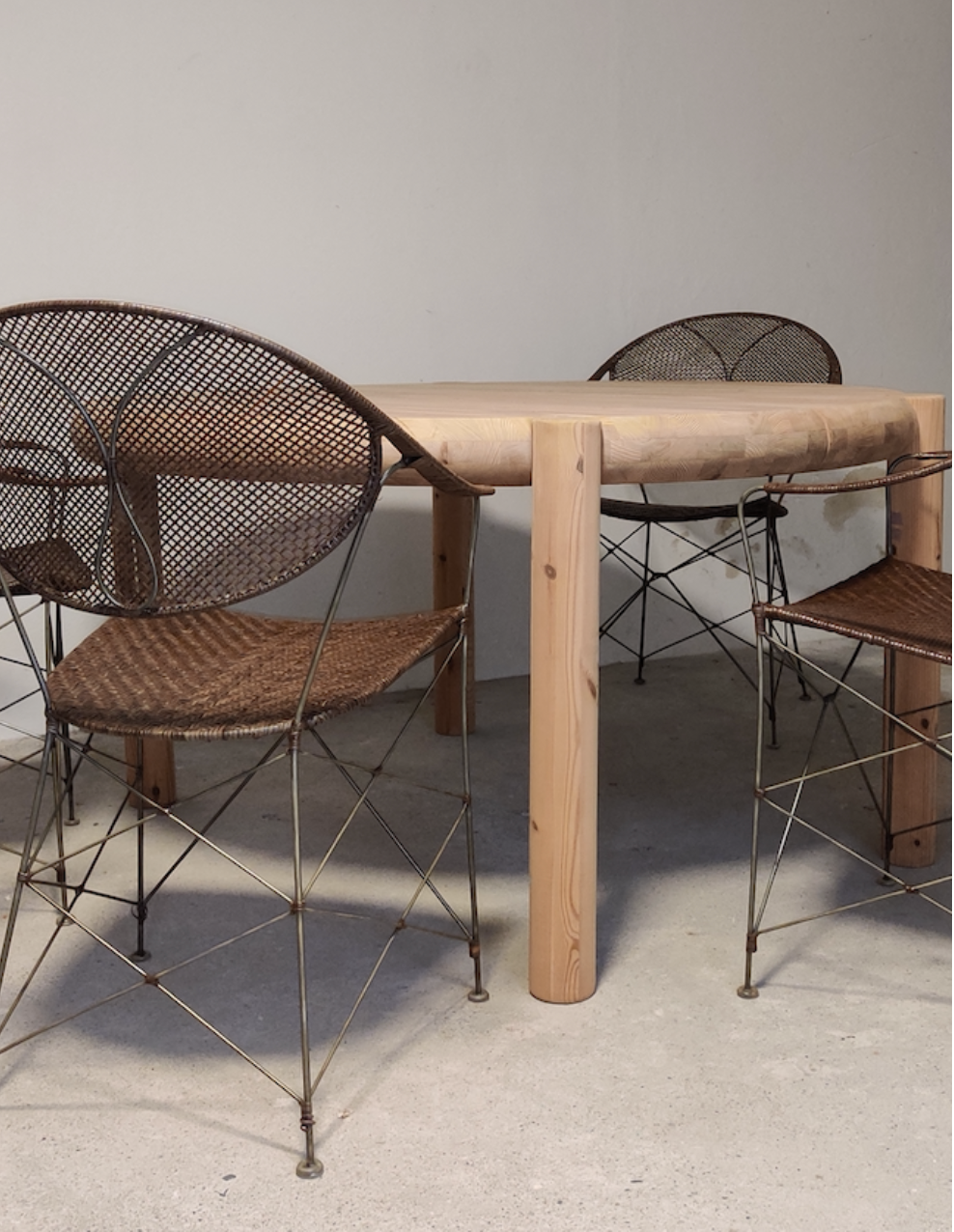 Anden arkitekt, Yuzuru Yamakawa Funky Dining Chair, Flet