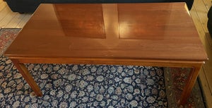 Klassisk dansk design mahognibord