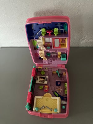 Polly Pocket, Æske / hus, Æske med hus - mange fine detaljer. INGEN dukker. 
Sender gerne for 43kr u