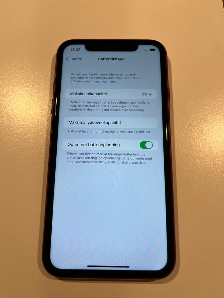 iPhone XR, 128 GB, rød