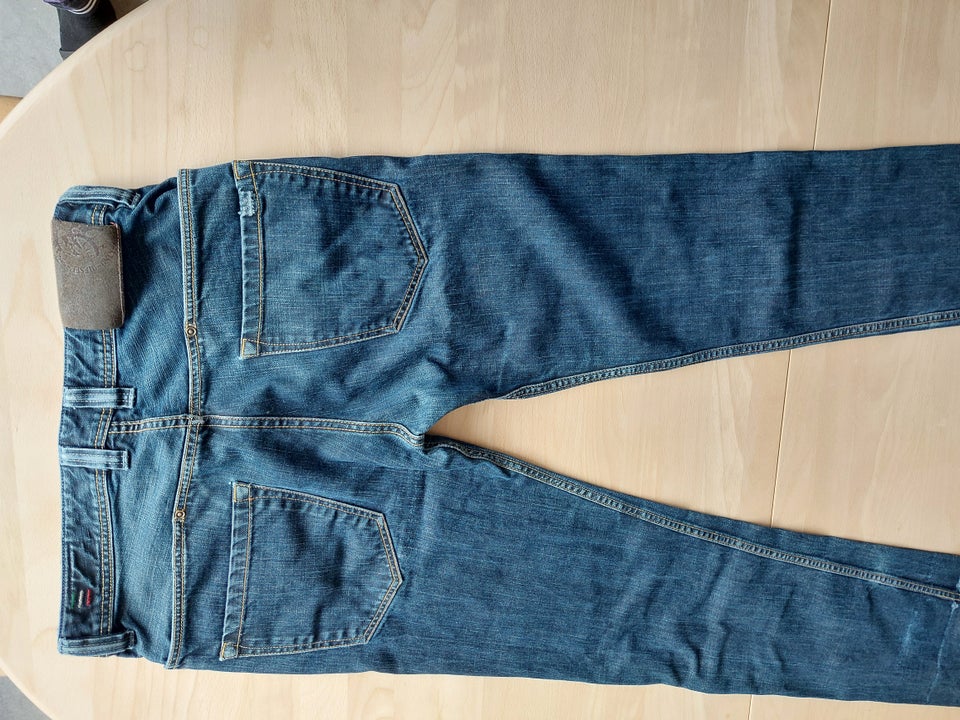 Jeans, Diesel Paddom, str. 32