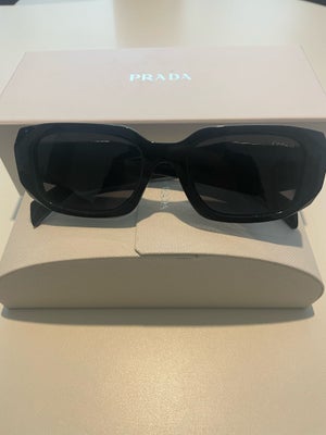 Solbriller unisex, Prada, Sælger prada solbriller

