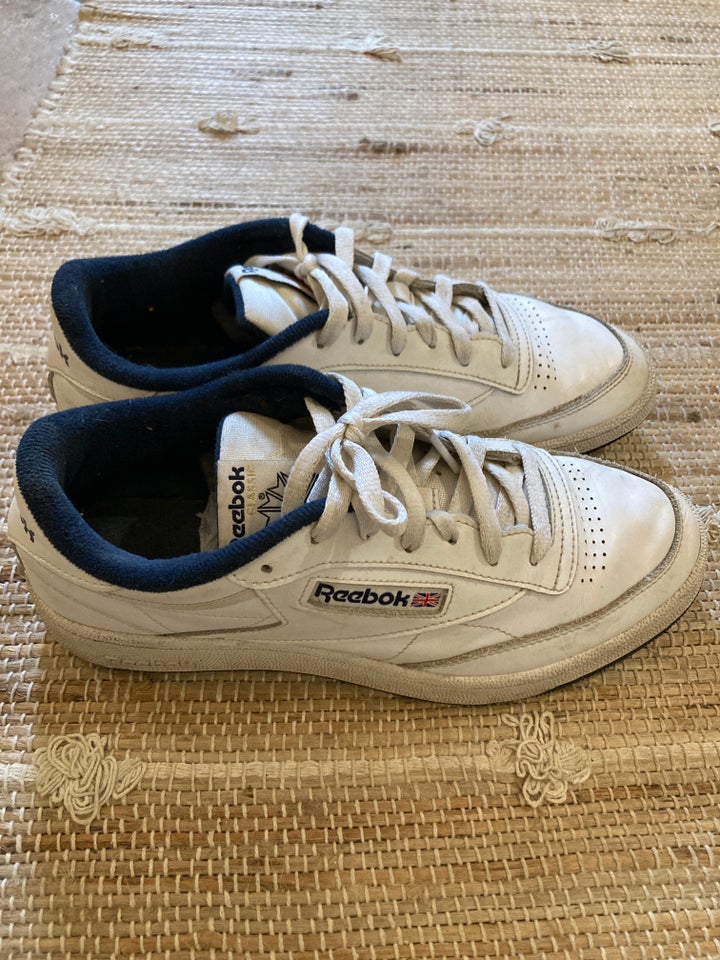 Sneakers, Reebok, str. 43