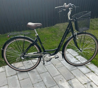 Damecykel,  Benotto, 46 cm stel, 3 gear, stelnr. WOD35153T, Næsten ny damecykel sort, med 3 gear, sk