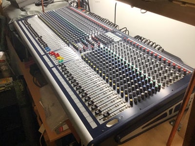 40 canals mixerpult , soundcraft GB4-40, soundcraft mikserpult GB4 - 40 sælges pga. sygdom. mikserpu