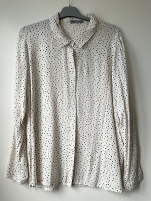 Skjorte, Soaked in Luxury, str. 40, Se billede, 100% Viscose, 

Lys skjorte med små sorte prikker fr