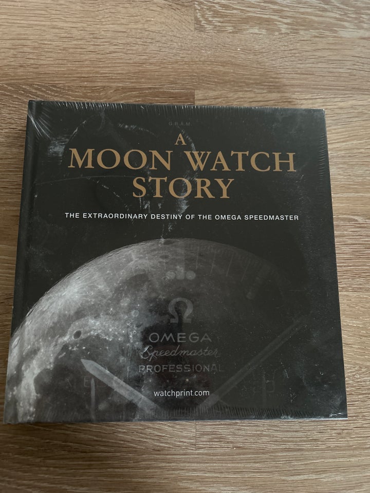 A moon watch outlet story