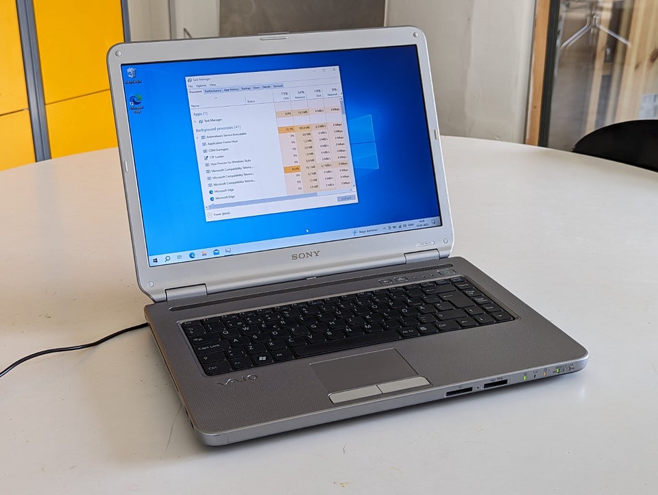 Sony VAIO, Intel 2.40 GHz, SSD 500 GB harddisk – dba.dk – Køb og