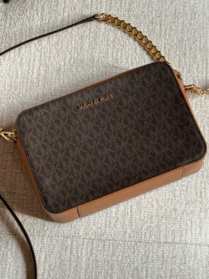 Crossbody, Michael Kors, andet materiale, Jet Set Medium Logo Crossbody Bag

Aldrig brugt

Købspris: