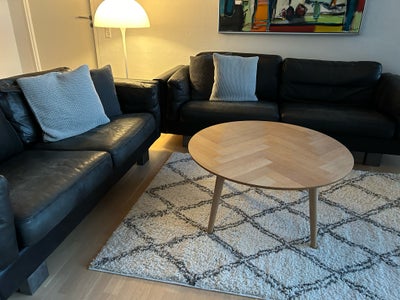 Sofa, læder, SKALMA, Super fine og stilrene læder sofaer fra SKALMA.

3-pers. og 2-pers.

Meget pæne