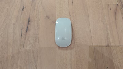 Mus, Apple, Magic Mouse 2, God, Tilbehør til Mac.
Apple MagicMouse A1657.

Musen fungerer perfekt.

