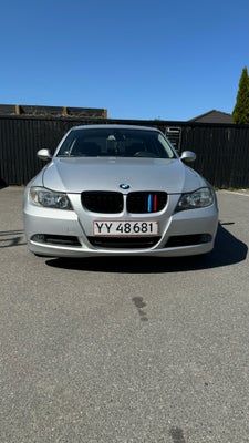 BMW 318d, 2,0, Diesel, 2007, km 303000, sølvmetal, klimaanlæg, aircondition, ABS, airbag, 4-dørs, ce