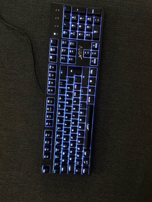 Tastatur, Xtrfy, K4 RGB, Perfekt, Sælger mit Xtrfy K4 RGB mekaniske tastatur da jeg ikke bruger de m