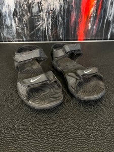 Find Nike i Børnesko og -støvler - Sandaler - brugt på DBA