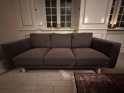 Sofa, 3 pers sofa
220 bred, 90 dyb
Til afhentning i Hillerød