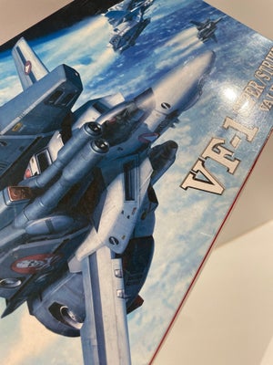 Modelfly, Hasegawa Macross VF-1 Super/Strike Valkyrie, skala 1:72, Macross VF-1 Super/Strike Valkyri