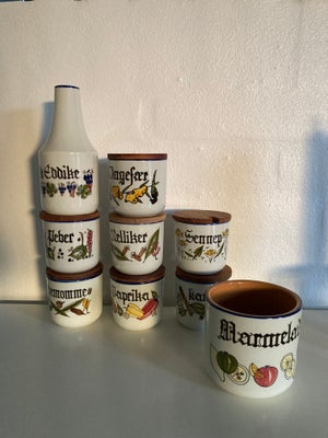 Keramik, Krydderikrukker mm, Hånddekorerede krydderikrukker m.m. i fineste stand med teaklåg i Perni