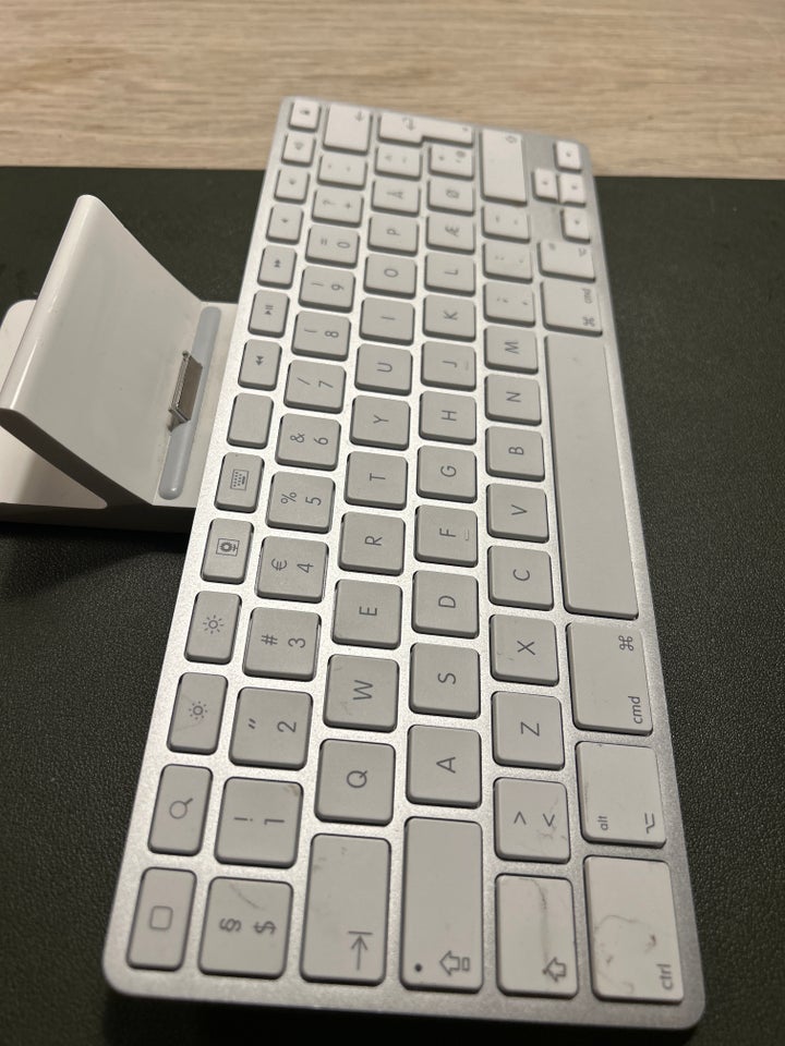 Tastatur, Apple, God