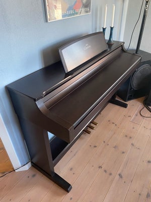 Elklaver, Yamaha, Clavinova - CLP 155, Velfungerende og meget velspillende el-klaver med vægtede tan