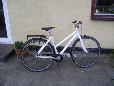 Damecykel,  MBK, 28"citybike, 51 cm stel, 7 gear, Her er en rigtig fin 28" MBK citybike med 7 indv n