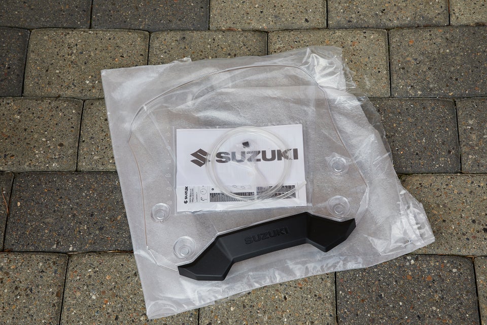 Vindskærm, Suzuki
