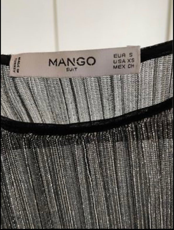 Anden kjole, Mango Suit, str. S