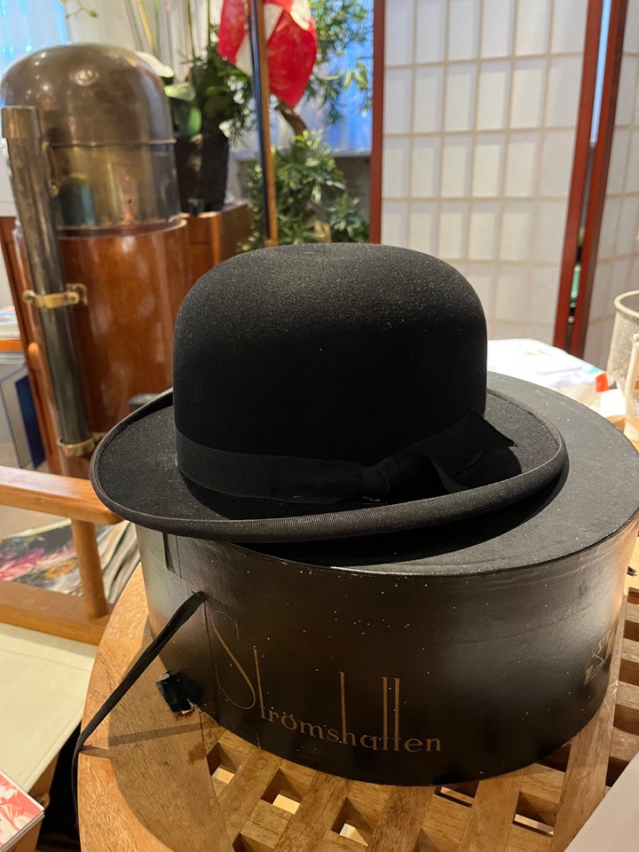 Hat, Christys London , str. Lille
