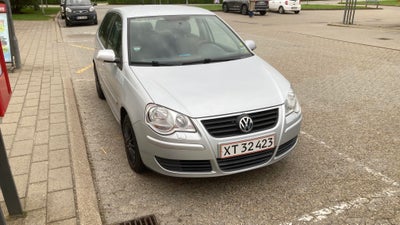 VW Polo, 1,9 TDi, Diesel, 2005, træk, nysynet, ABS, airbag, 5-dørs, centrallås, startspærre, service