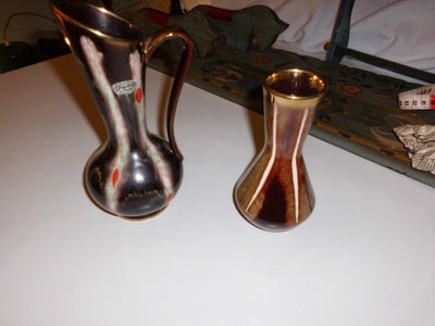 Porcelæn, Vaser, Tysk porcelæn, RETRO RETRO!!

To fine vaser fremstillet i Germany (Tyskland) Jaspa
