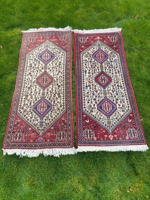 Løse tæpper, ægte tæppe, b: 64 l: 150, To ægte (iranske) tæpper fra landsbyen Abadeh 
mellem Shiraz 
