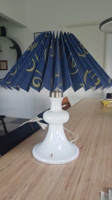 Lampe, Holmegaard, Fin holmegaards lampe med Lene Bjerre skærm.