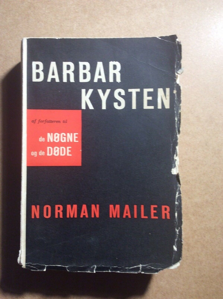 Barbarkysten, Norman Mailer, genre: roman